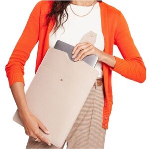 NWT Lindsay Albanese Limited Edition Daily Laptop Clutch